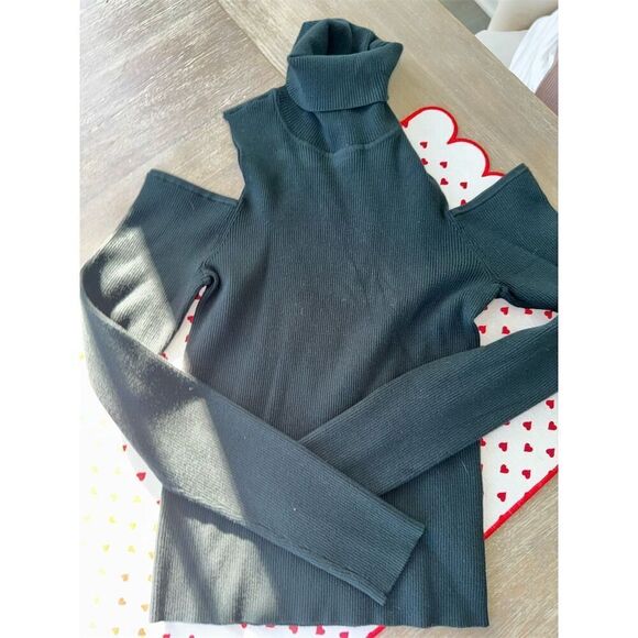 A.L.C. Women's Black Open Shoulder Turtleneck Sweater Size L - Picture 4 of 6